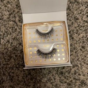 Battington lashes
